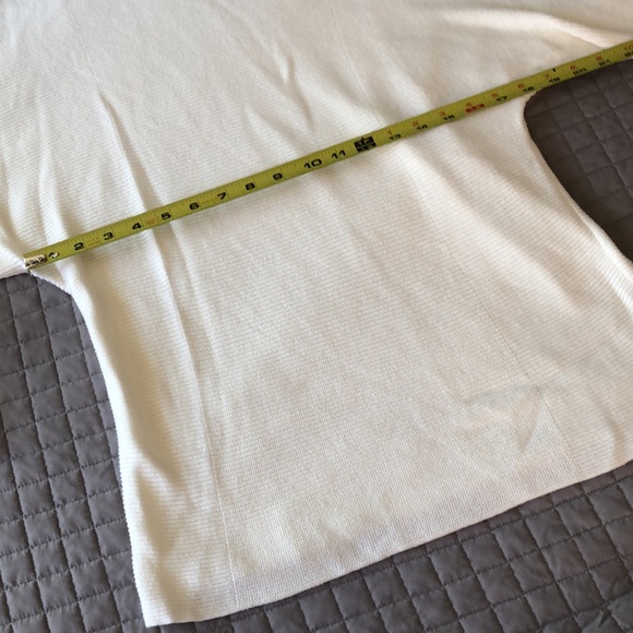 ❄️ Tommy Bahama Winter White Sweater - Picture 4 of 8